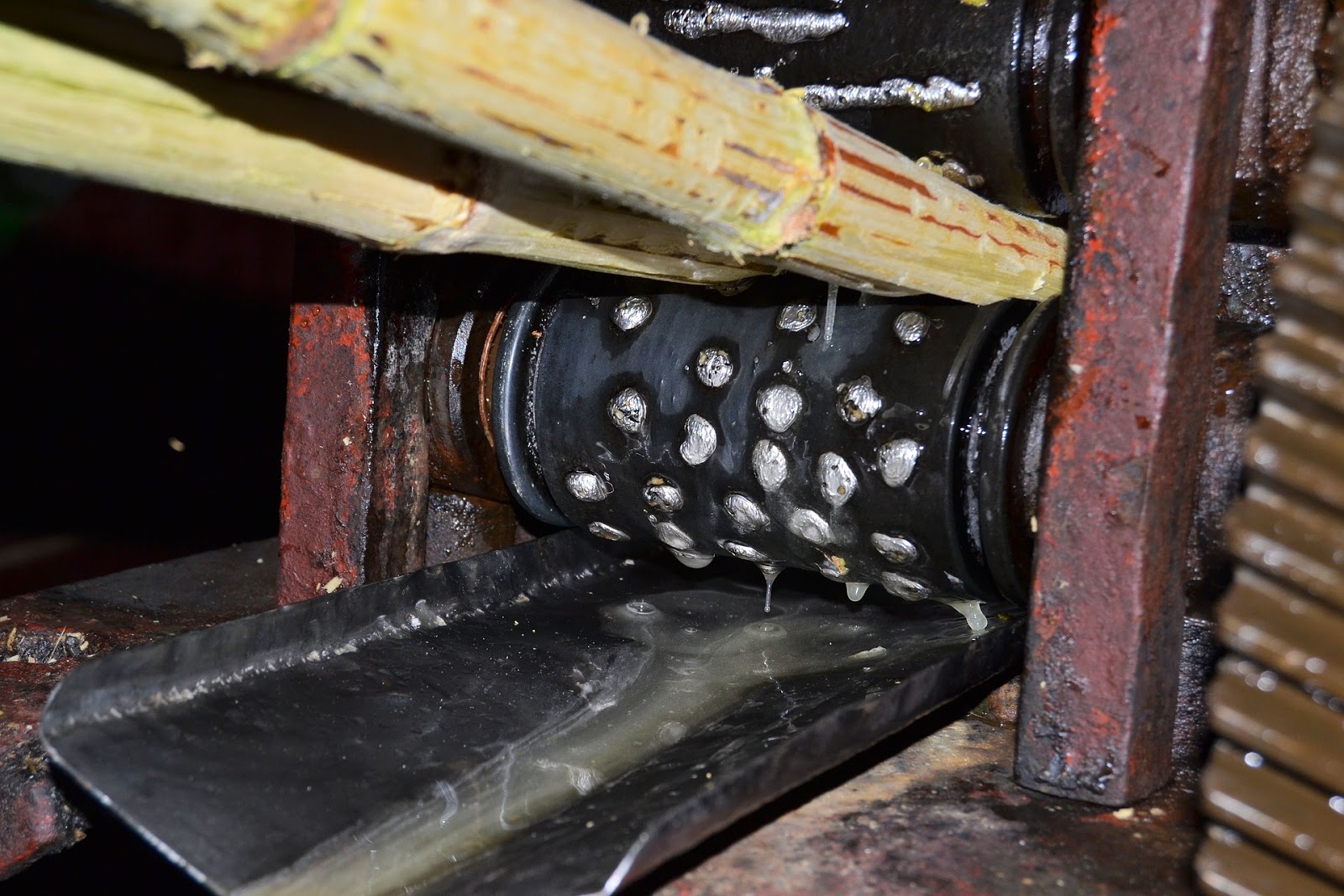 Trapiche, machine pour extraire le  jus de la canne à sucre, permettant notamment la fabrication du rhum pour des cocktails