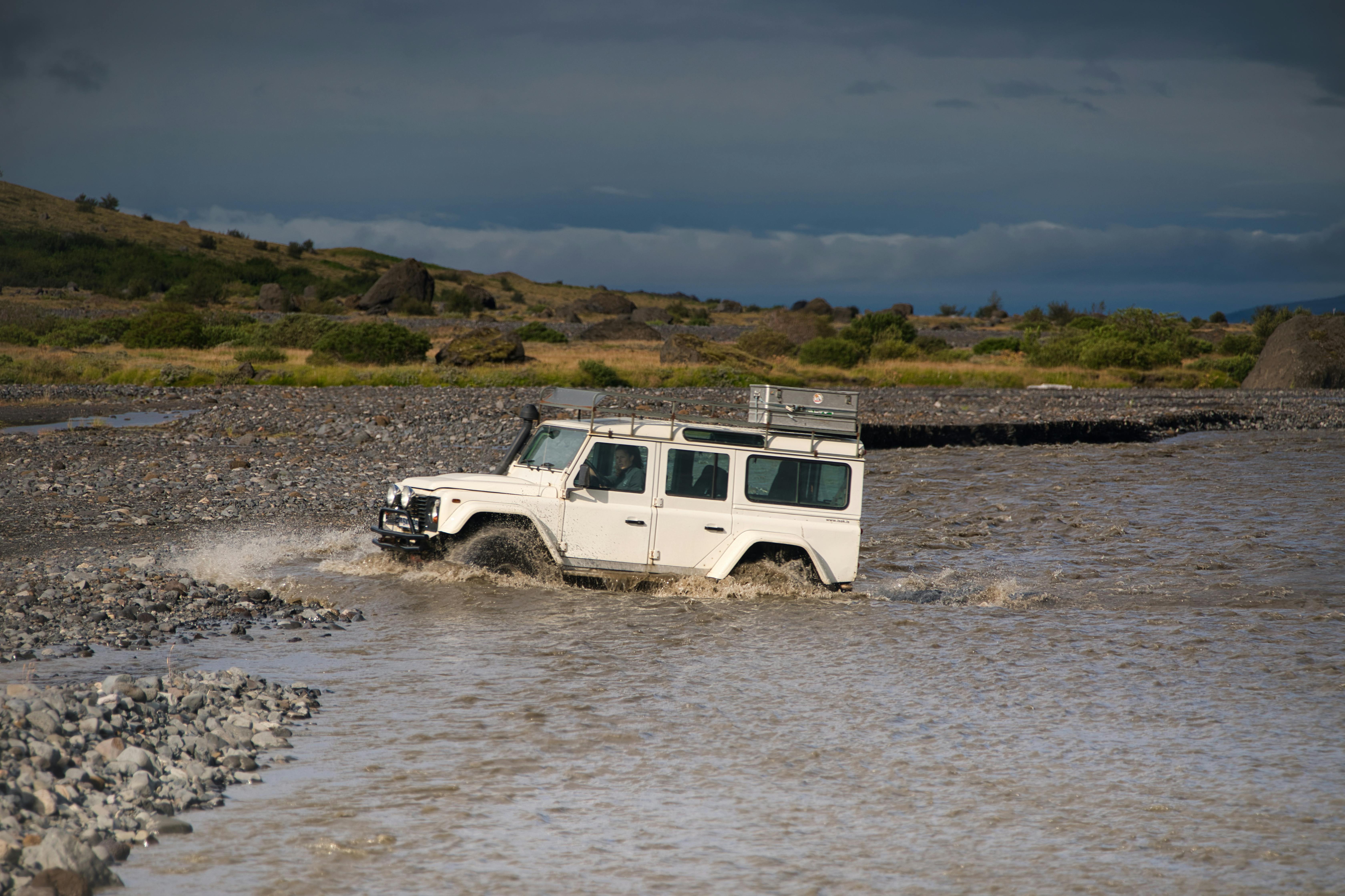Passage de rivière en 4x4 au Costa Rica