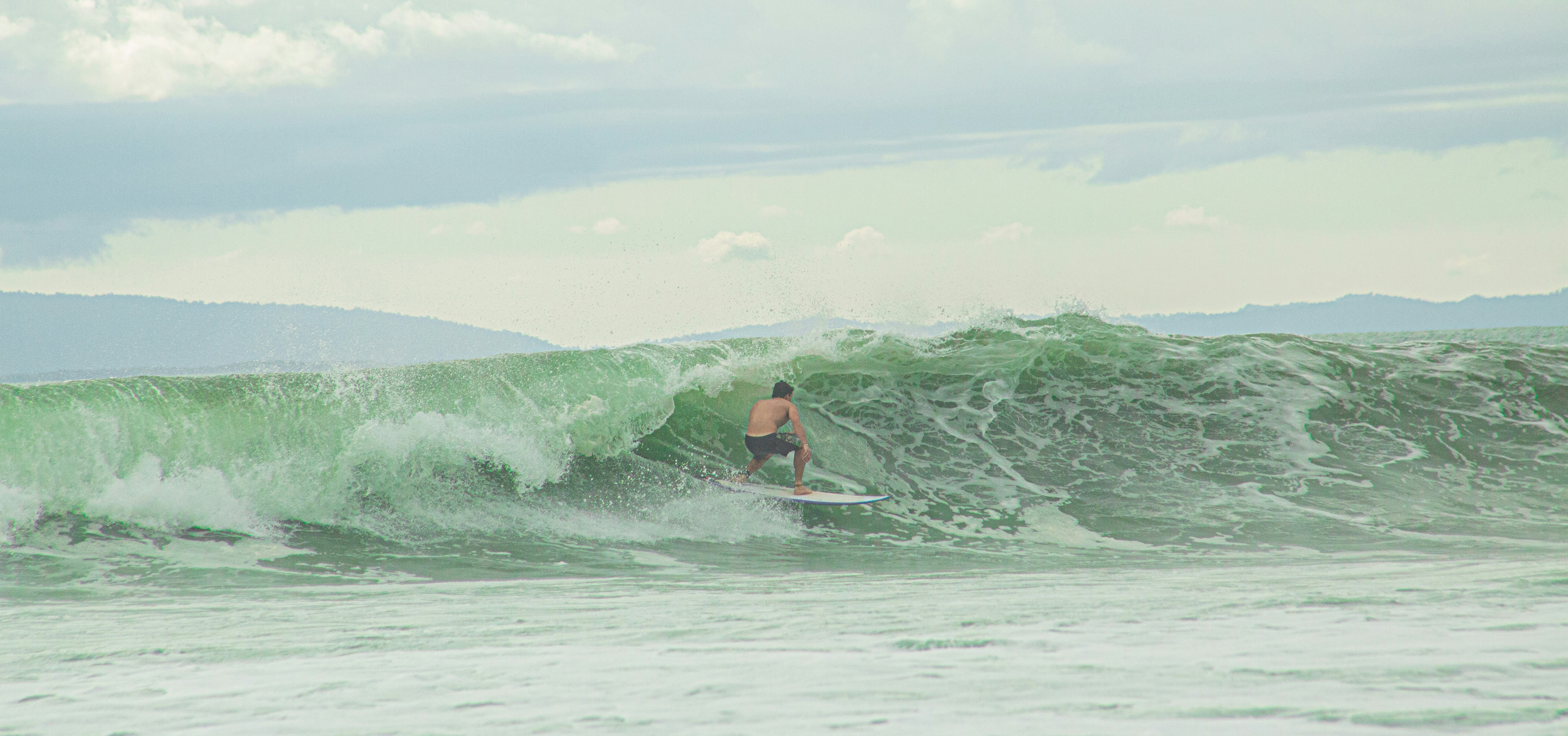 Surf Pavones houle swell vague pacique sud