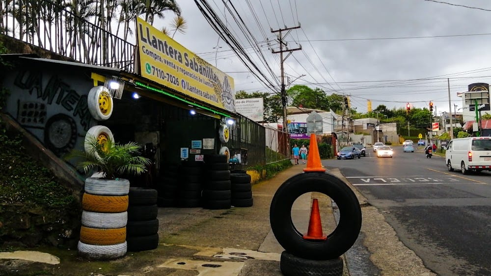 Llantera, garage, pneu, Costa Rica